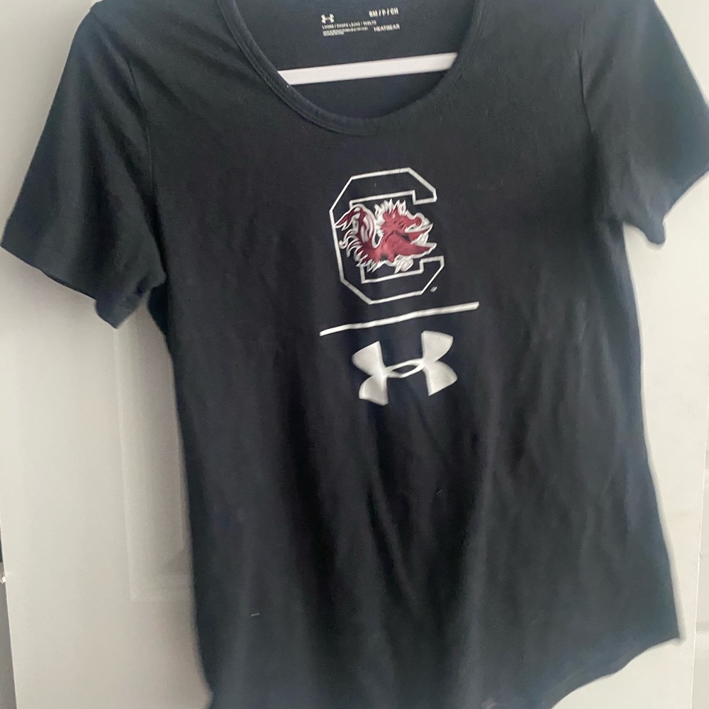 Under Armor gamecock fitting athletic shirt; M